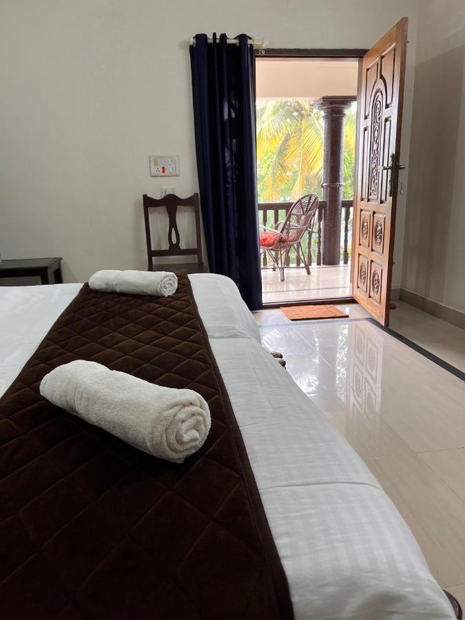 Mohans Ayurvedic Beach Resort Varkala Exteriör bild