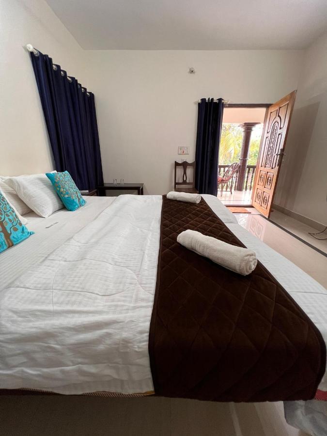 Mohans Ayurvedic Beach Resort Varkala Exteriör bild