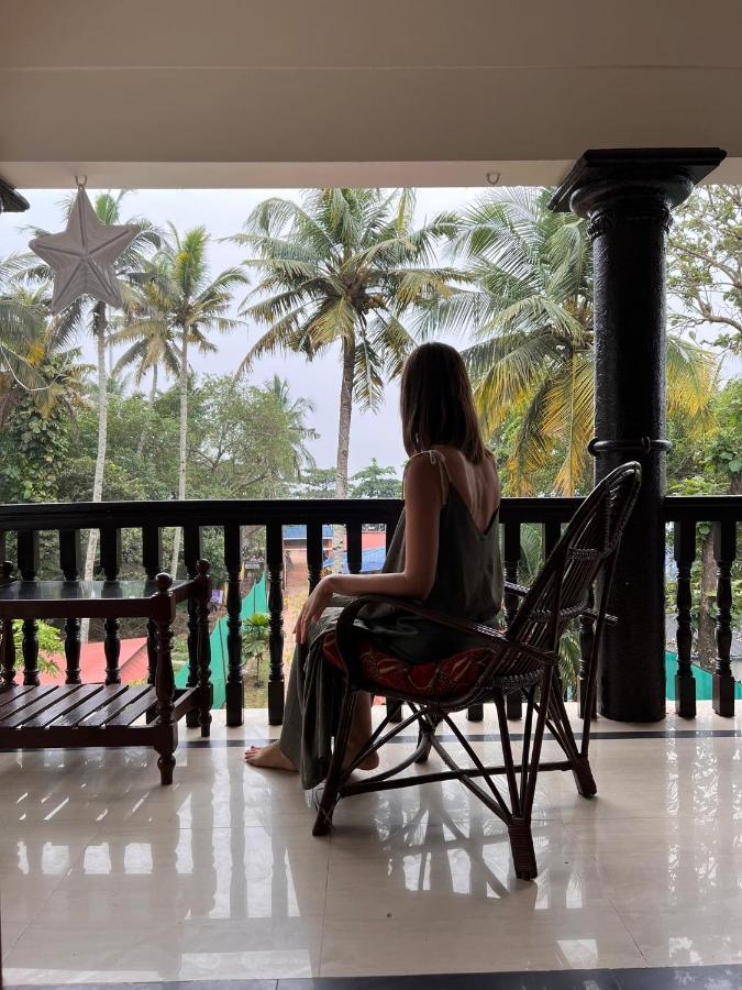 Mohans Ayurvedic Beach Resort Varkala Exteriör bild