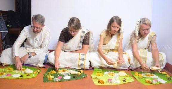 Mohans Ayurvedic Beach Resort Varkala Exteriör bild
